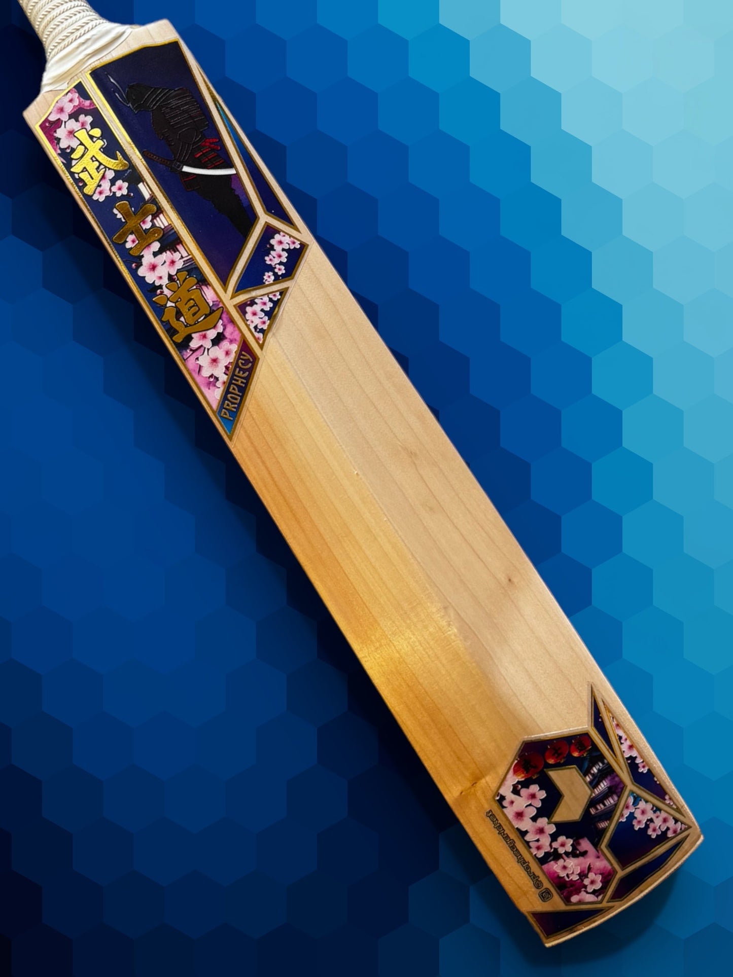 Junior Prophecy Bushidō Cricket Bat